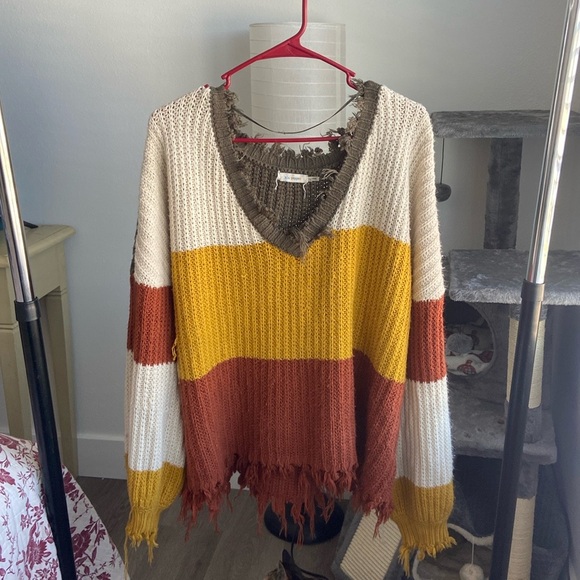 Fall Sweater M/L - Picture 3 of 3